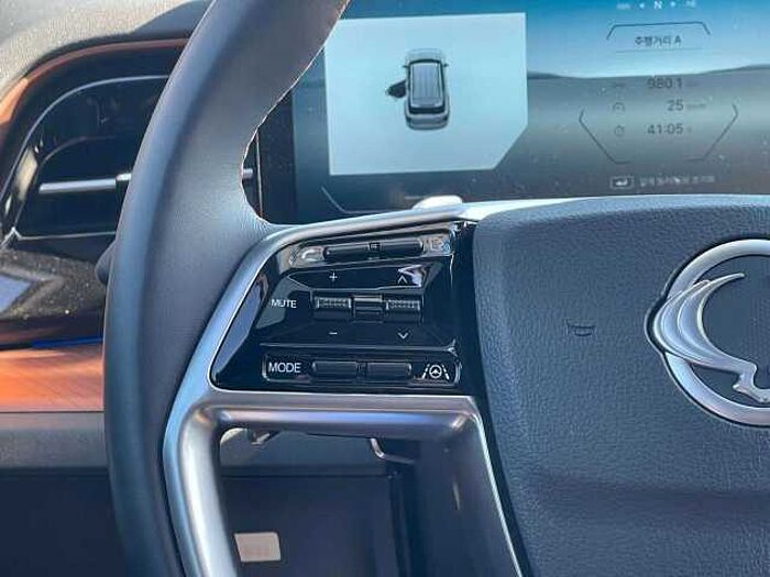 SsangYong Torres EVX Titanium