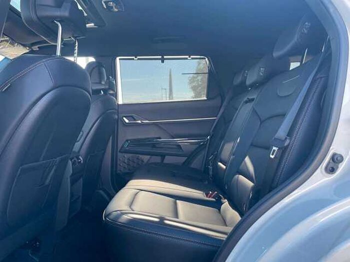 SsangYong Torres EVX Titanium