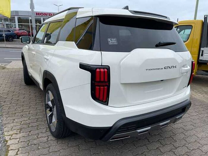 SsangYong Torres EVX Titanium