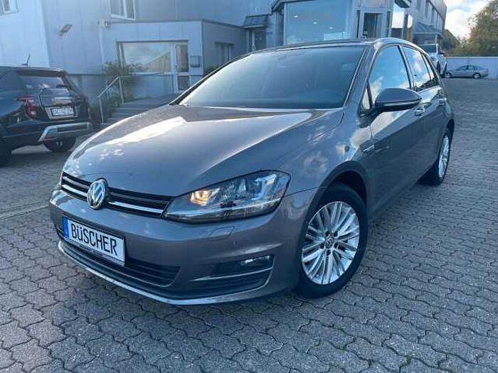Volkswagen Golf VII Lim. Cup *1.Hand* *DSG* *Unfallfrei*