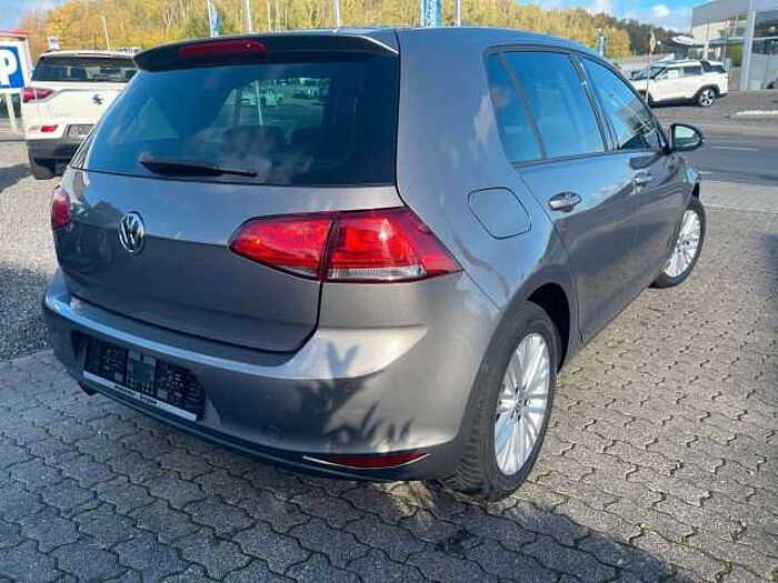 Volkswagen Golf VII Lim. Cup *1.Hand* *DSG* *Unfallfrei*