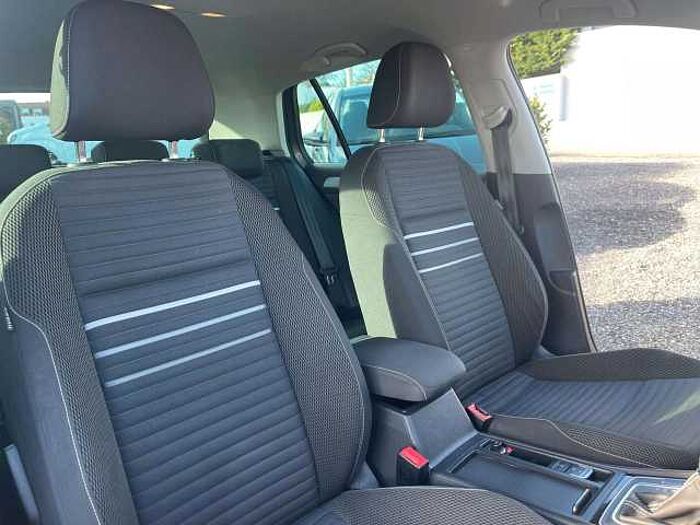 Volkswagen Golf VII Lim. Cup *1.Hand* *DSG* *Unfallfrei*