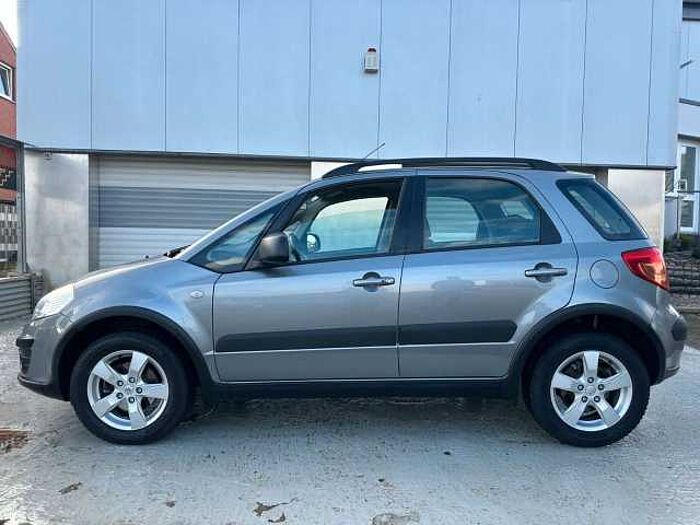 Suzuki SX4 4x4 Allrad #1. Hand# #TÜV Neu