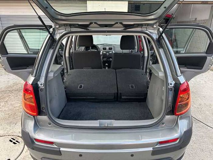 Suzuki SX4 4x4 Allrad #1. Hand# #TÜV Neu