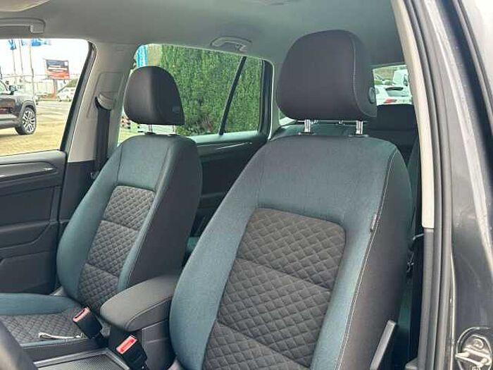 Volkswagen Golf Sportsvan VII IQ.DRIVE DSG