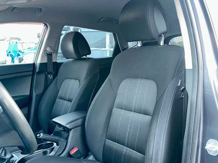 Hyundai TUCSON blue Classic 2WD #AHK,Prins Gasanlage LPG