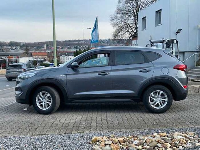 Hyundai TUCSON blue Classic 2WD #AHK,Prins Gasanlage LPG