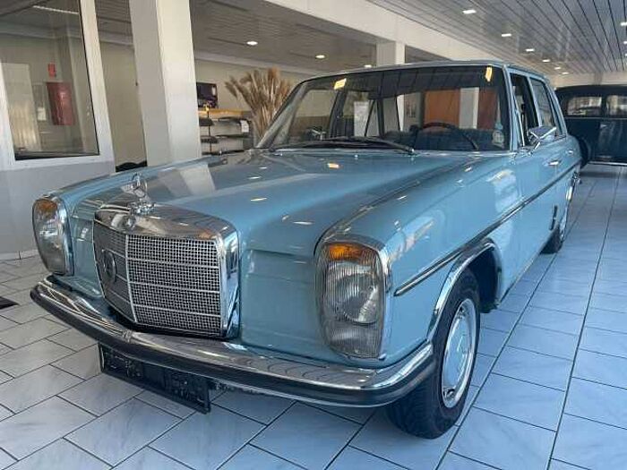 Mercedes-Benz 200 /8 Limousine - Automatik - AHK - Oldtimer